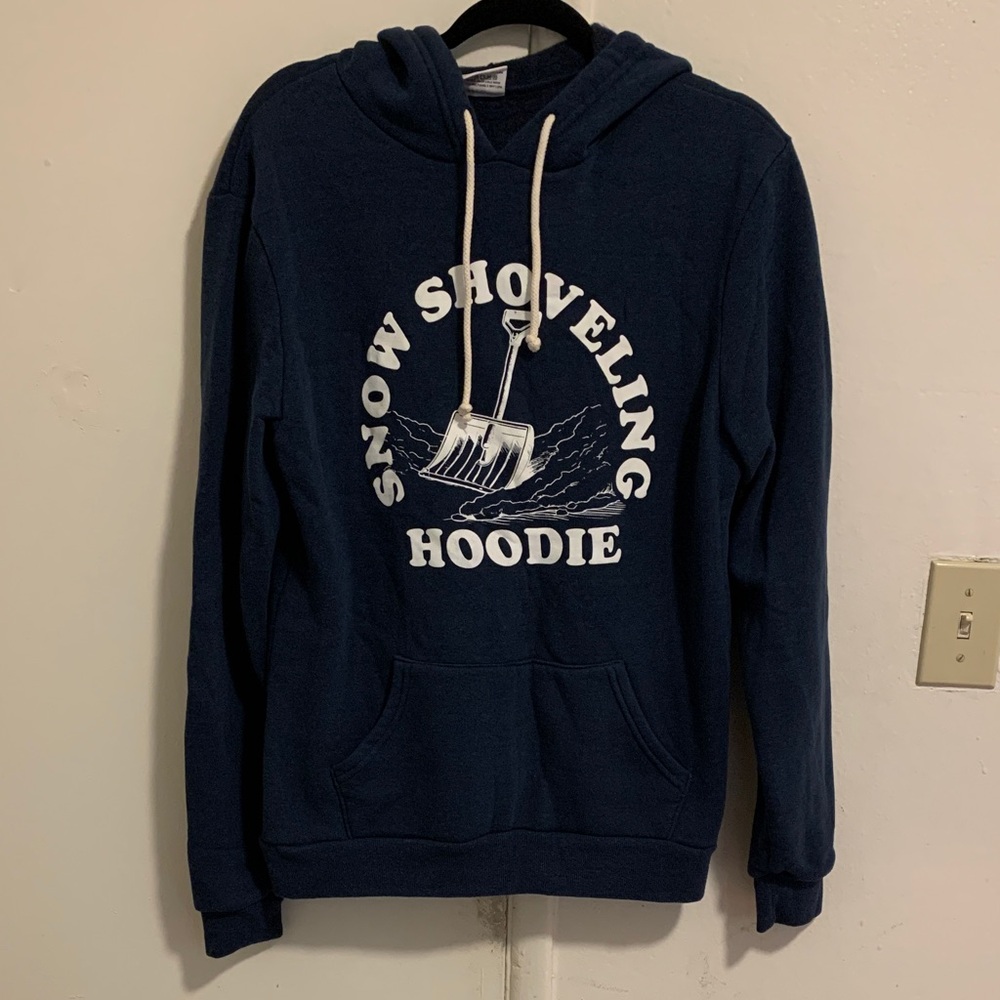 ⚡️Men’s “snow shoveling hoodie”!